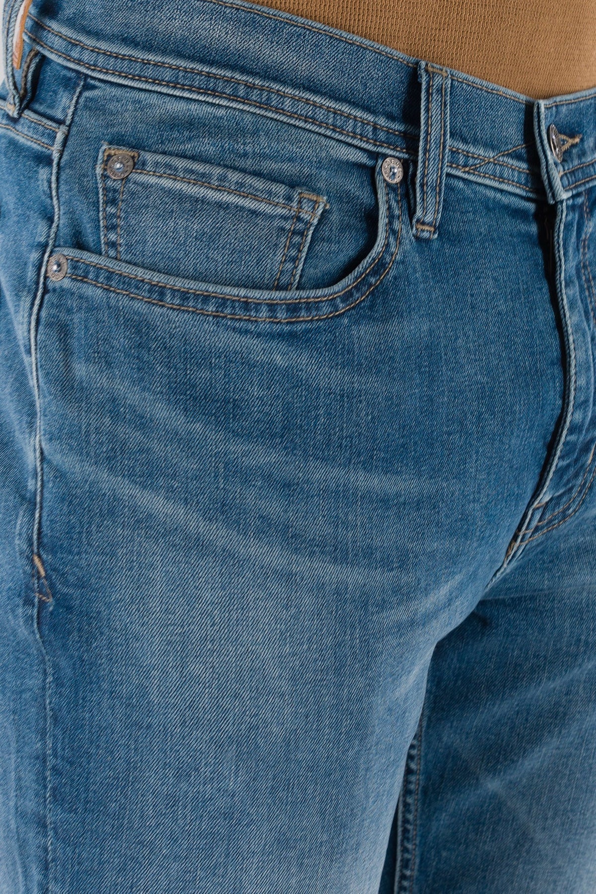 DEVIL-DOG® Athletic Fit Stretch Jeans – Swansboro Medium Light
