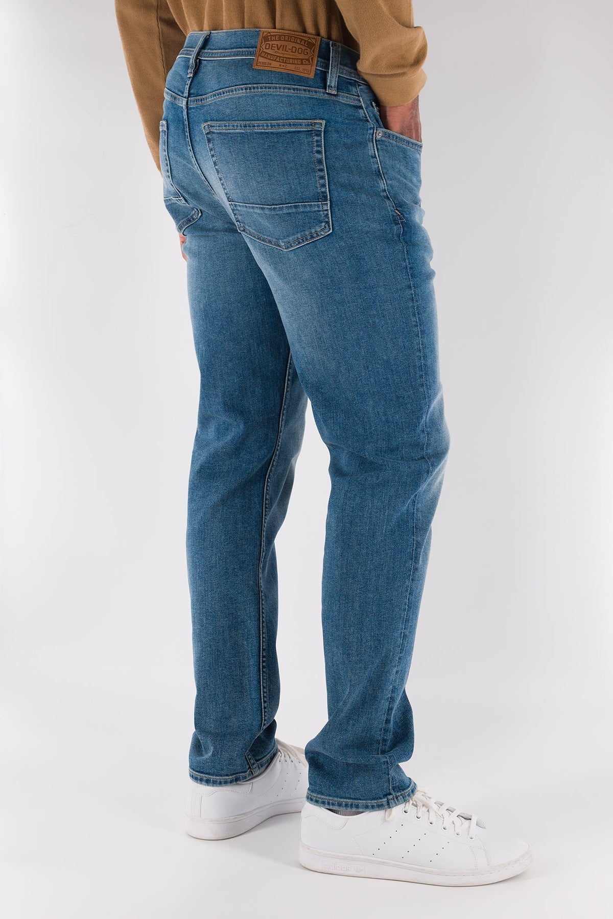 DEVIL-DOG® Athletic Fit Stretch Jeans – Swansboro Medium Light
