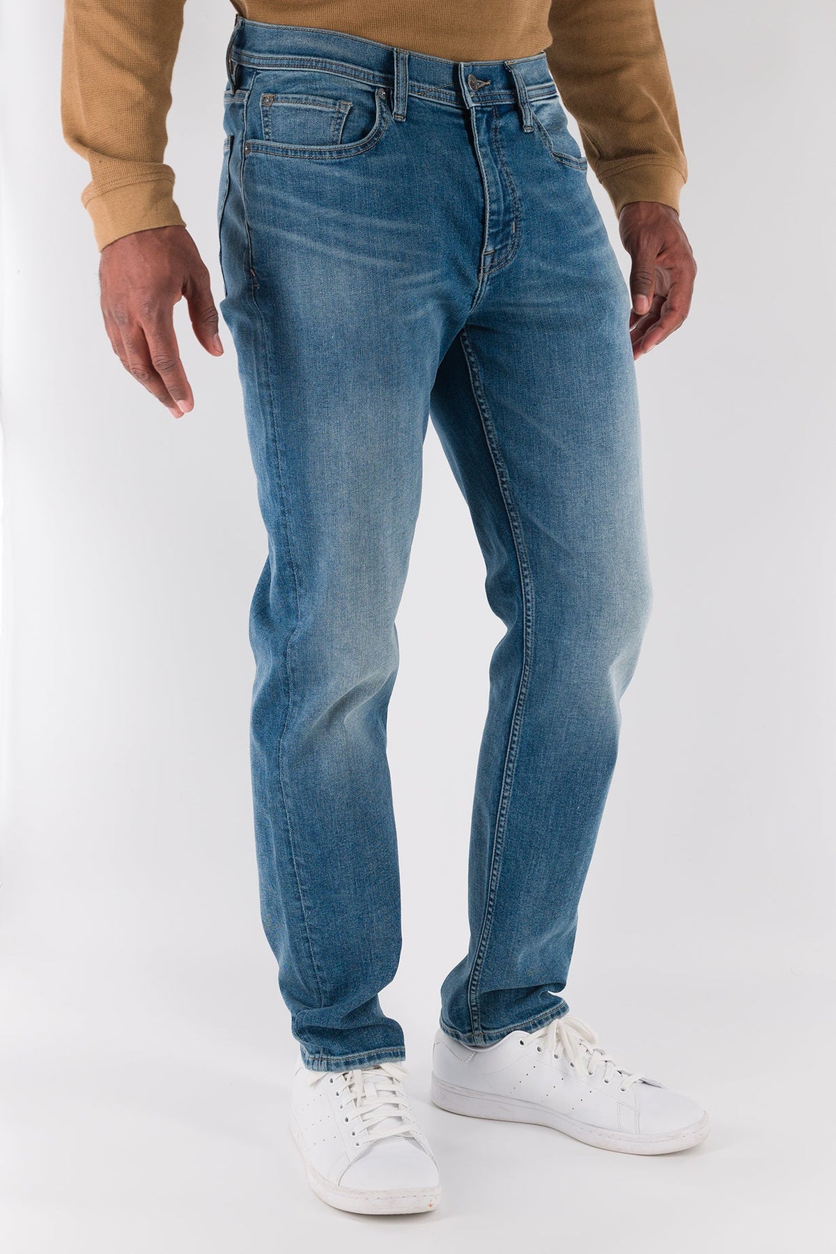 DEVIL-DOG® Athletic Fit Stretch Jeans – Swansboro Medium Light