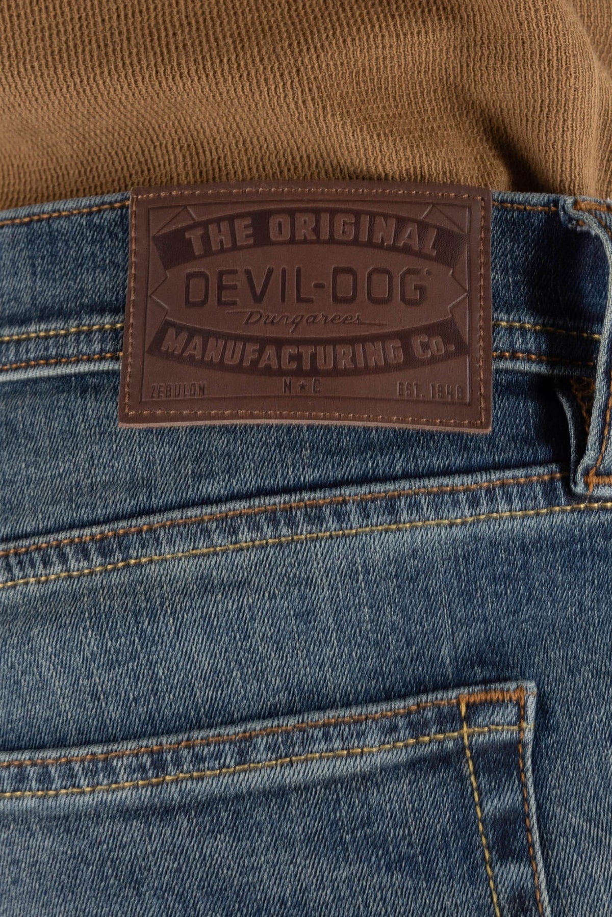 DEVIL-DOG® Athletic Fit Stretch Jeans – Highpoint Med/Dark Vintage