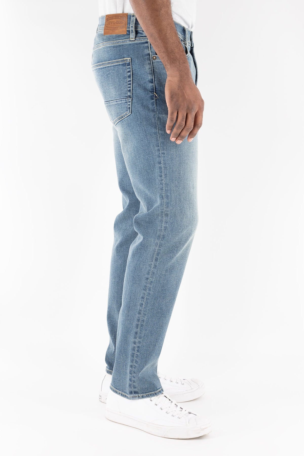 DEVIL-DOG® Athletic Fit Stretch Jeans – Oxford Light Wash