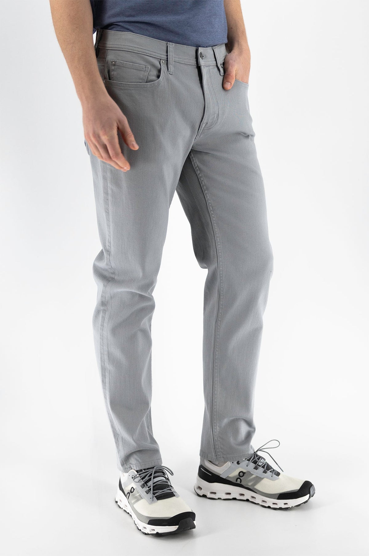 Men’s DEVIL-DOG Metal athletic fit stretch denim jeans with roomier thigh fit and modern tapered leg styling
