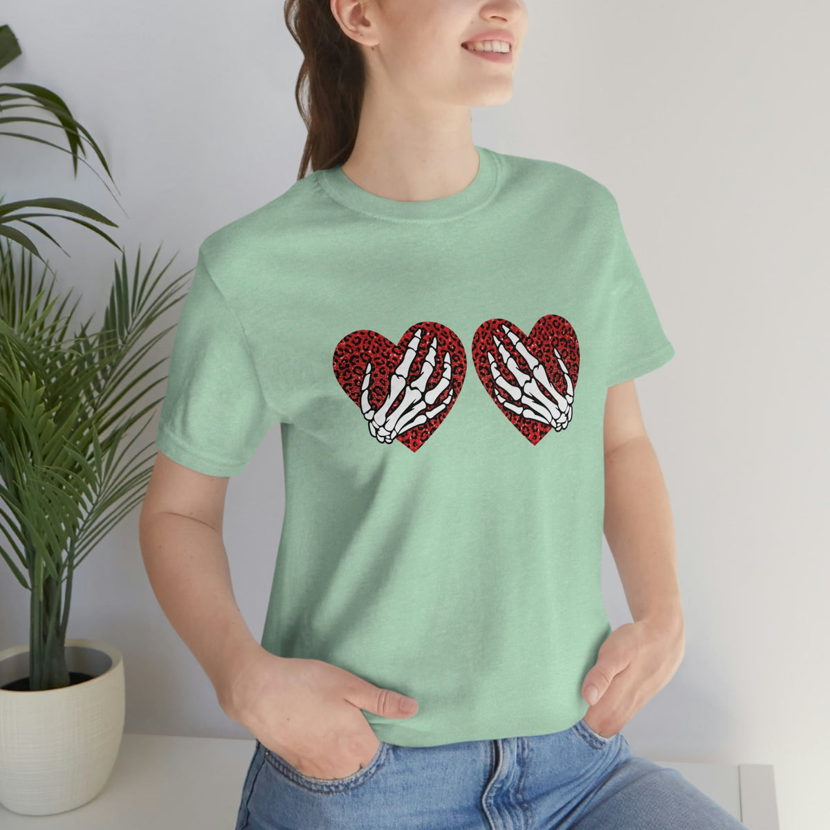 Skeleton Hearts Women's Short Sleeve Tee Heather Mint